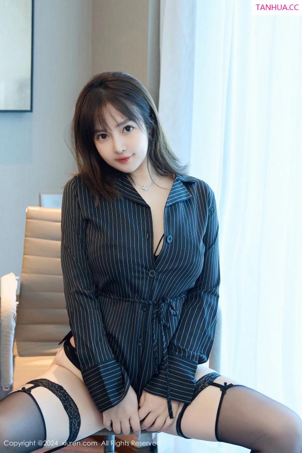 徐嘉乐 徐cake [XiuRen]高清写真图 2024.09.18 No.9170 养乐多Doll 黑丝美腿第17张图片